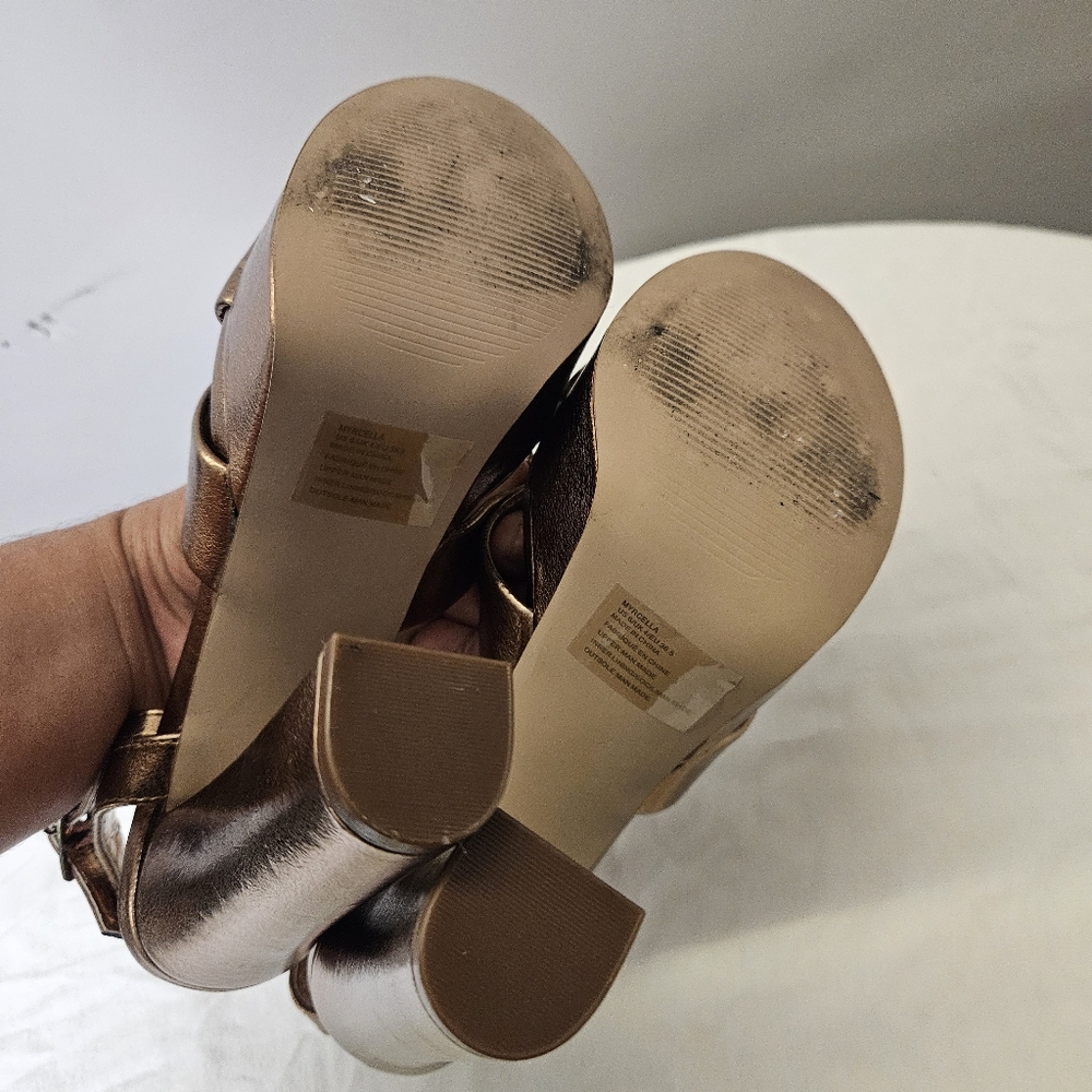 Shoe Dazzle Women's Metallic Bronze Heels Women Size 6 - Picture 13 of 15